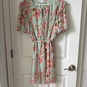 DR2 Mint Green Floral Tie-Neck Blouse